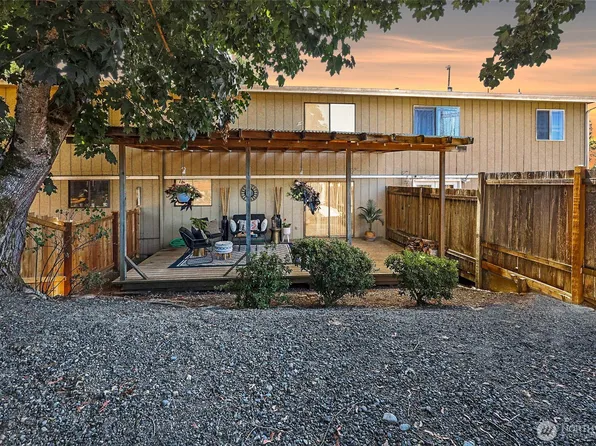 24802 145th Lane SE, Kent, WA 98042