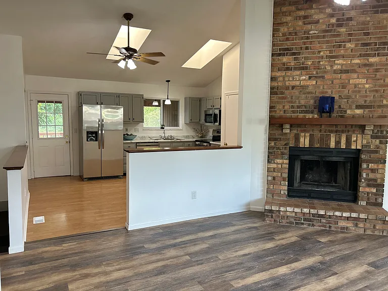 132 Christina Marie Dr — Photo 6