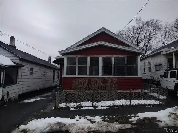 123 Delong Ave, Syracuse, NY 13208