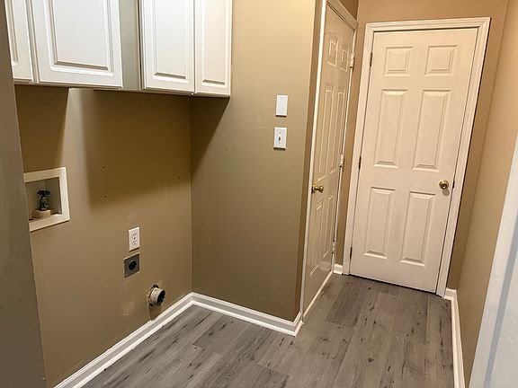 2nd image of 13918 Laurel Trace Dr