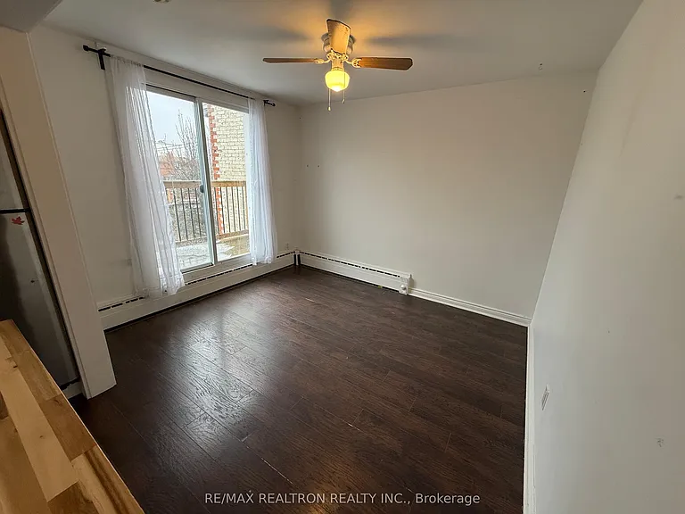 331 Oakwood Ave #2 — Photo 6