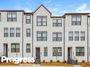 141 Woodway Park Dr, Sandy Springs, GA 30350