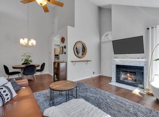 21 Birchwood Rd, Bedminster, NJ 07921