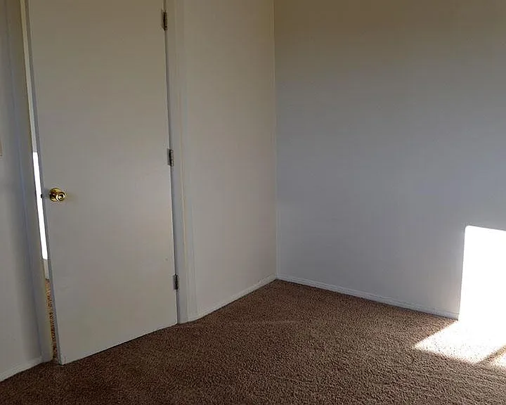 Willo Vu Apartments of Eastlake — Photo 32