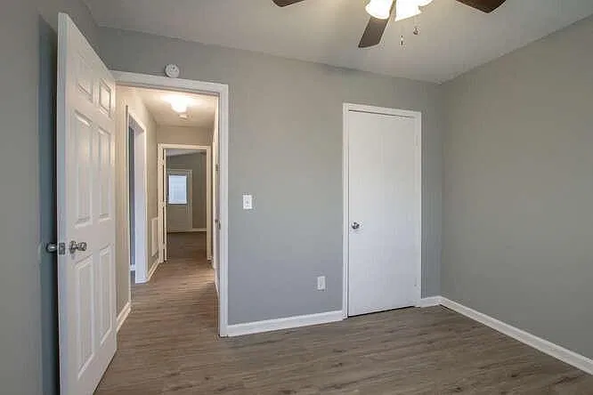3313 Chesapeake Cir — Photo 2