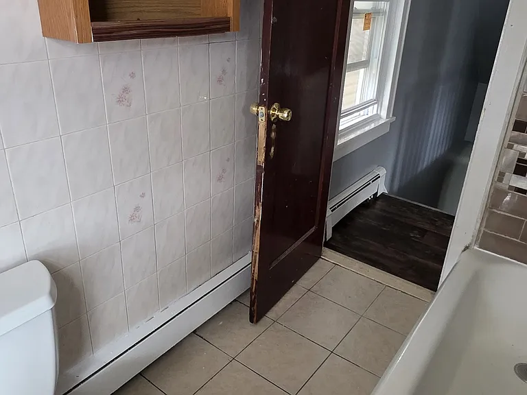 372 W Academy St — Photo 43