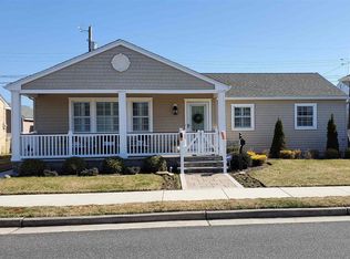 21 W Gilmar Cir, Margate, NJ 08402