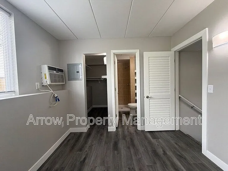 867 N 26th St #103 — Photo 7