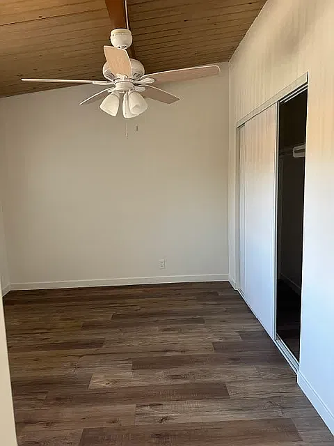 1631 N Allen Ave — Photo 2