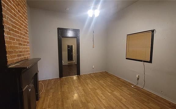 4th image of 637 Tupelo St