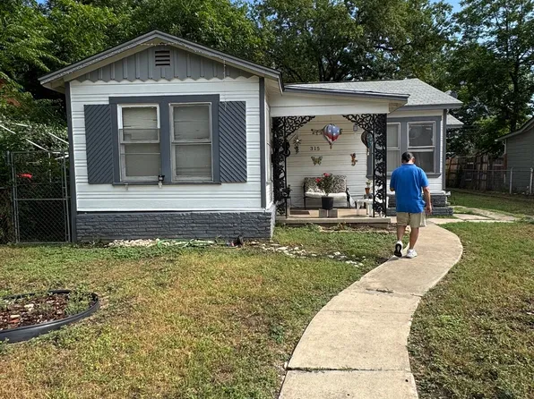 315 Hoover, San Antonio, TX 78225