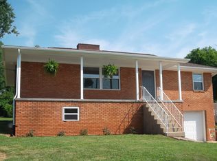 5011 NE Lincoln Dr, Knoxville, TN 37914