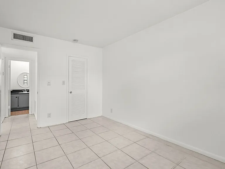 Palomar — Photo 25