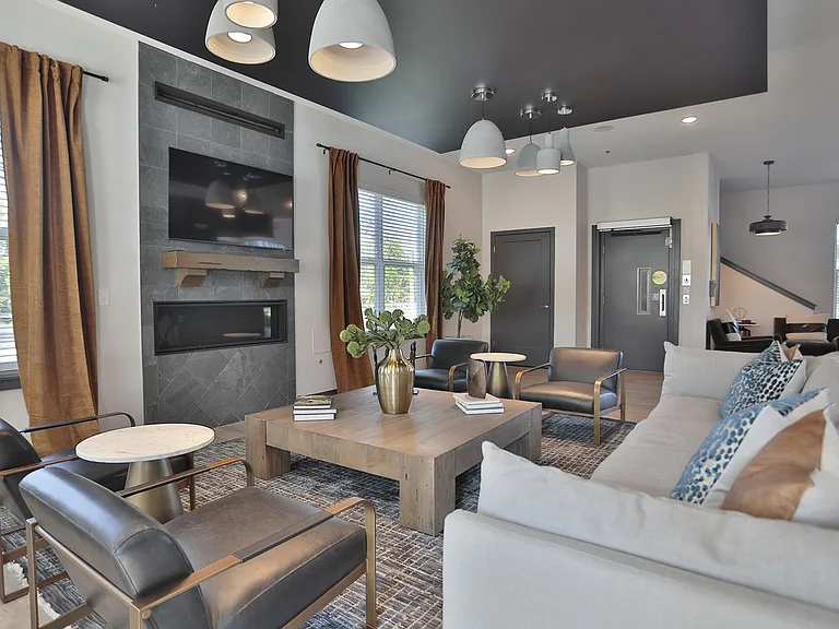 Altair Luxury Apartments — Photo 19