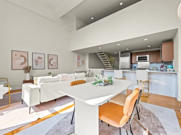 305 Second Avenue image 4 of 32