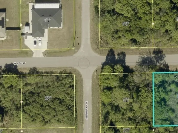 405 W 9th St, Lehigh Acres, FL 33972