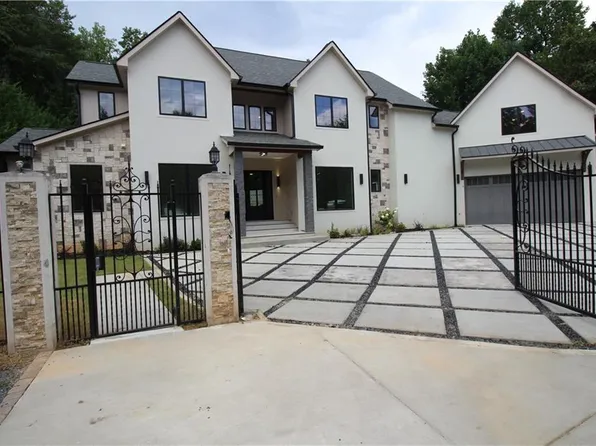 39 Johnson Ferry Rd NE, Sandy Springs, GA 30328
