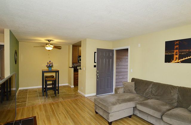 1st image of 1012 Yarwood Ct