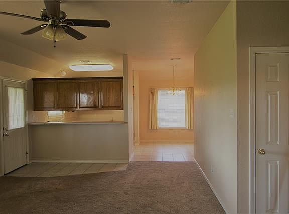 2nd image of 1838 Rayna Dr