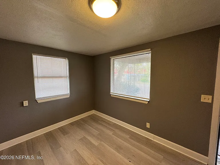4114 Moncrief Rd #2 — Photo 2