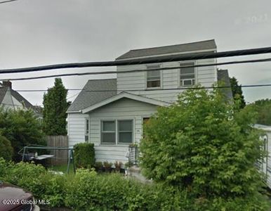 6 Garden Avenue, Albany, NY, 12203