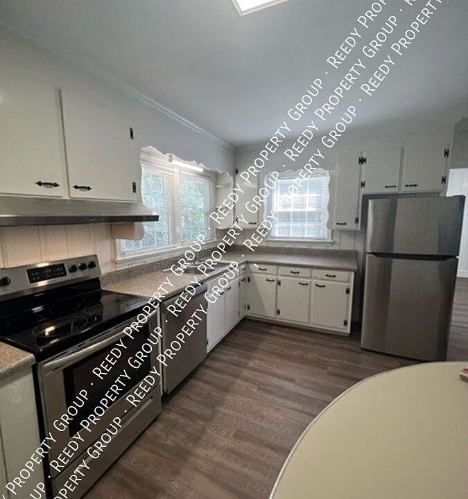 1st image of 15 Orleans Ct