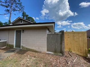 2241 W Pensacola St APT 30, Tallahassee, FL 32304