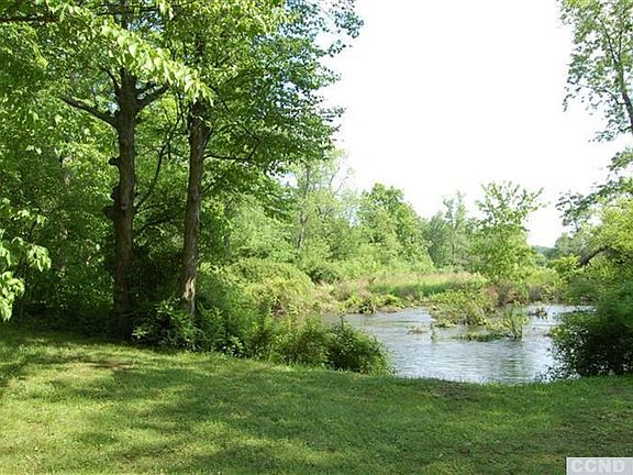 3rd image of 640 County Route 32