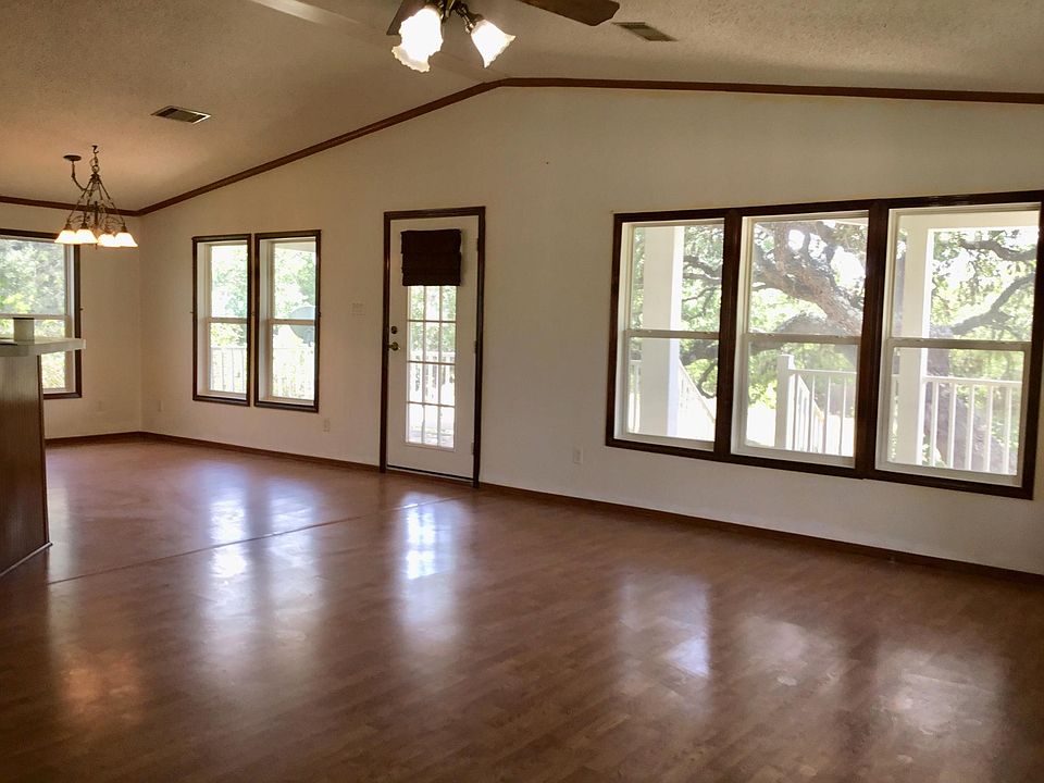 527 Waring Welfare Rd, Boerne, TX 78006 Zillow