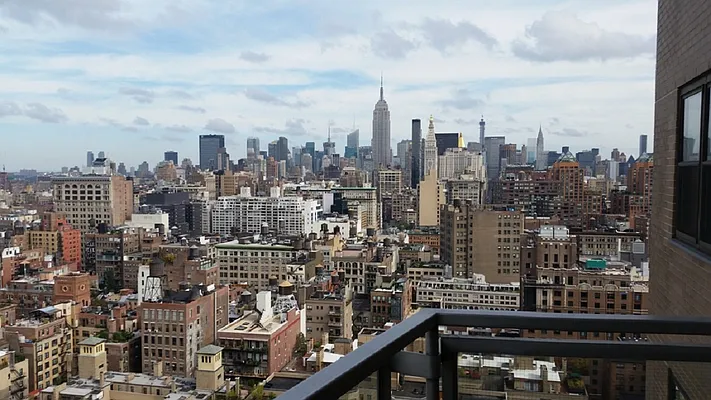 Sold by Corcoran | media 10