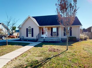2215 Bolden Dr, Murfreesboro, TN 37127