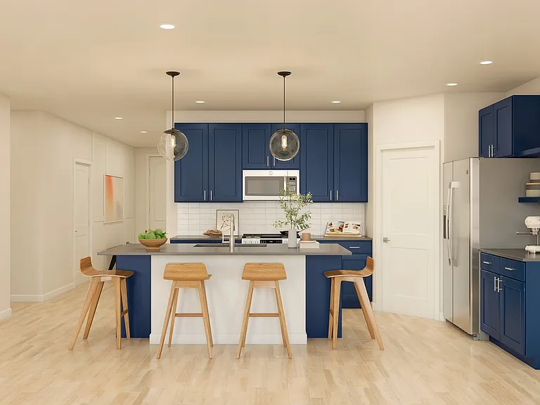 2526 Tahoe Dr — Photo 2