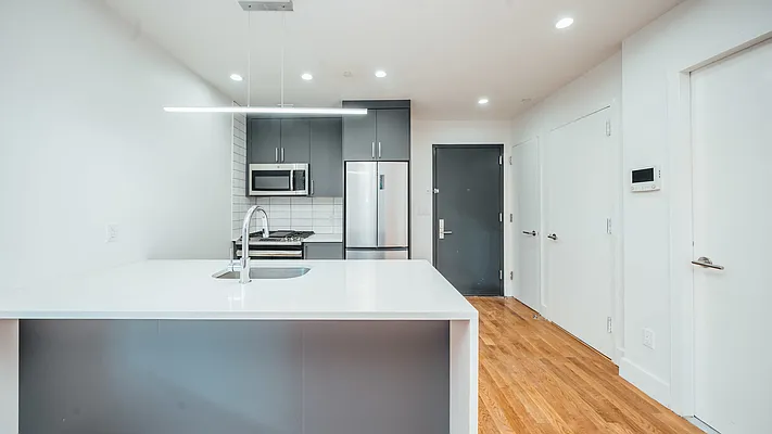 Rented by Nooklyn NYC LLC | media 34