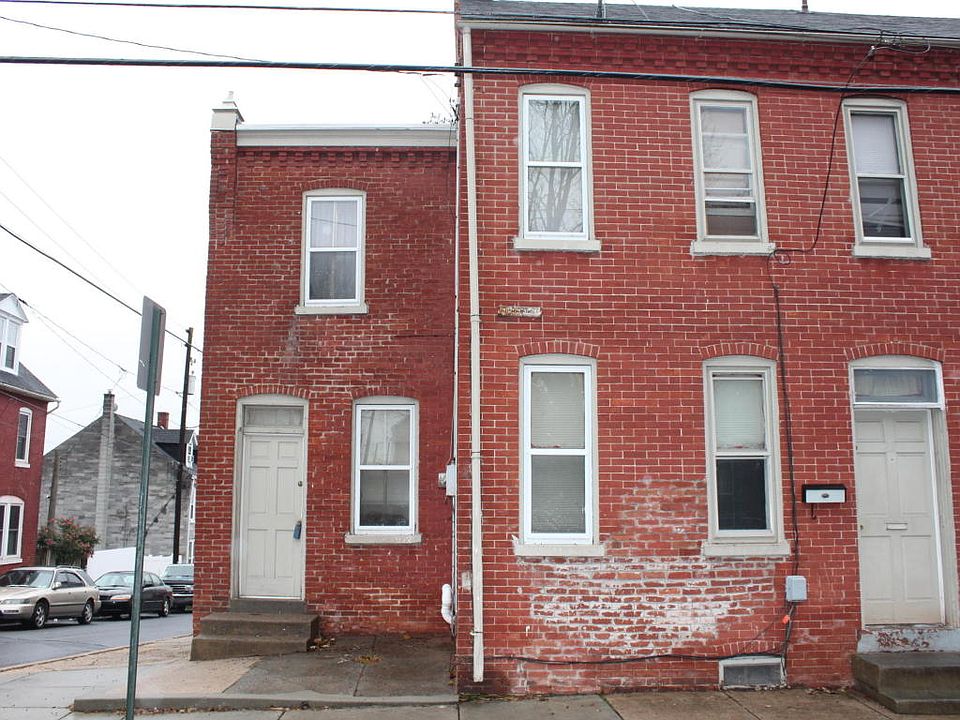 2nd image of 22 Filbert St