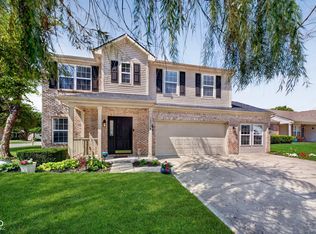 12934 Quarterback Ln, Fishers, IN 46037