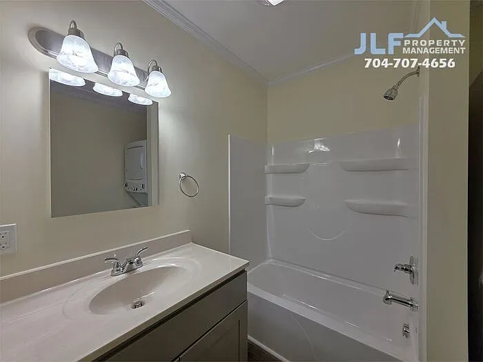 6400 Bringle Ferry Rd — Photo 8