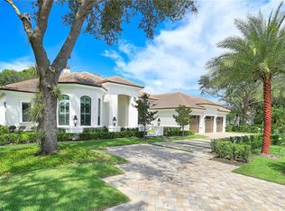 6639 Glen Arbor Way, Naples, FL 34119