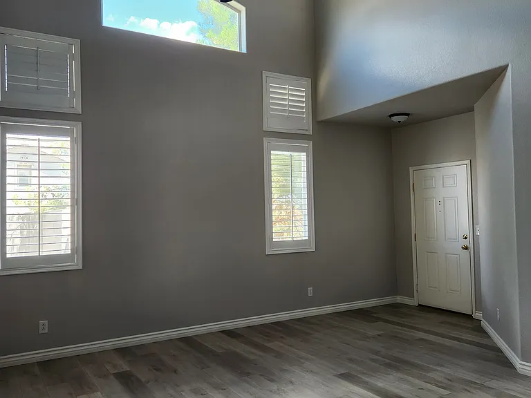 10528 Cliff Edge Ct — Photo 8