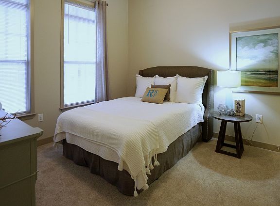 5th image of 16440 Sedgebrook Ln APT 100