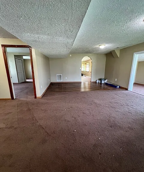 942 W 3rd Ave — Photo 7