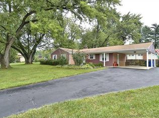 14401 Brookmead Dr, Germantown, MD 20874