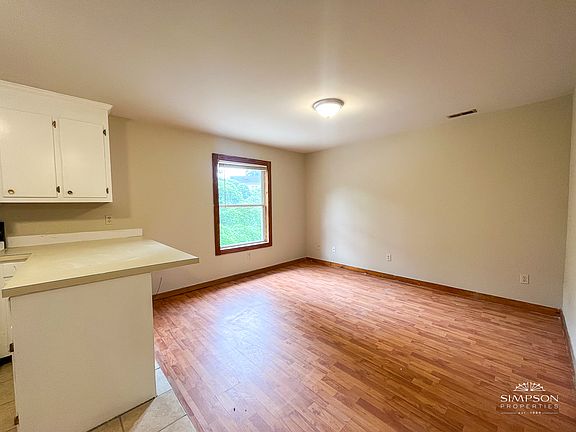 2nd image of 1101 Locust St #11437359