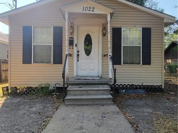 1022 Arkansas St, Pineville, LA 71360