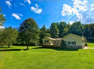 205 Erin Ln, South Charleston, WV 25309