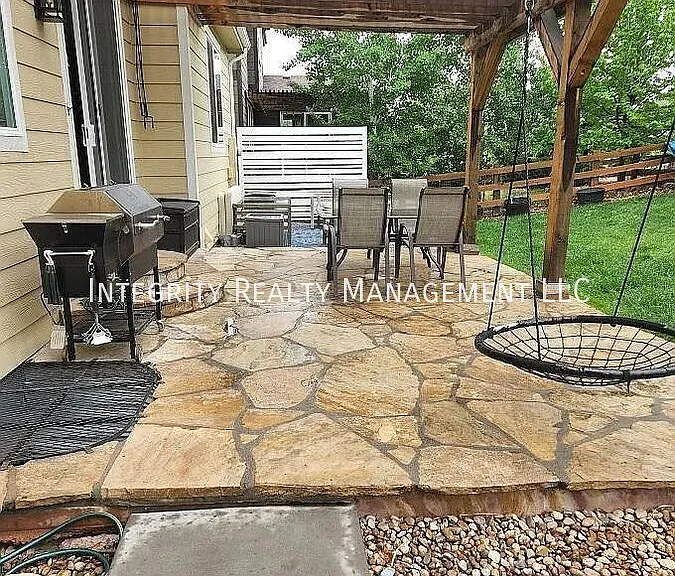 692 Jarvis Dr — Photo 21