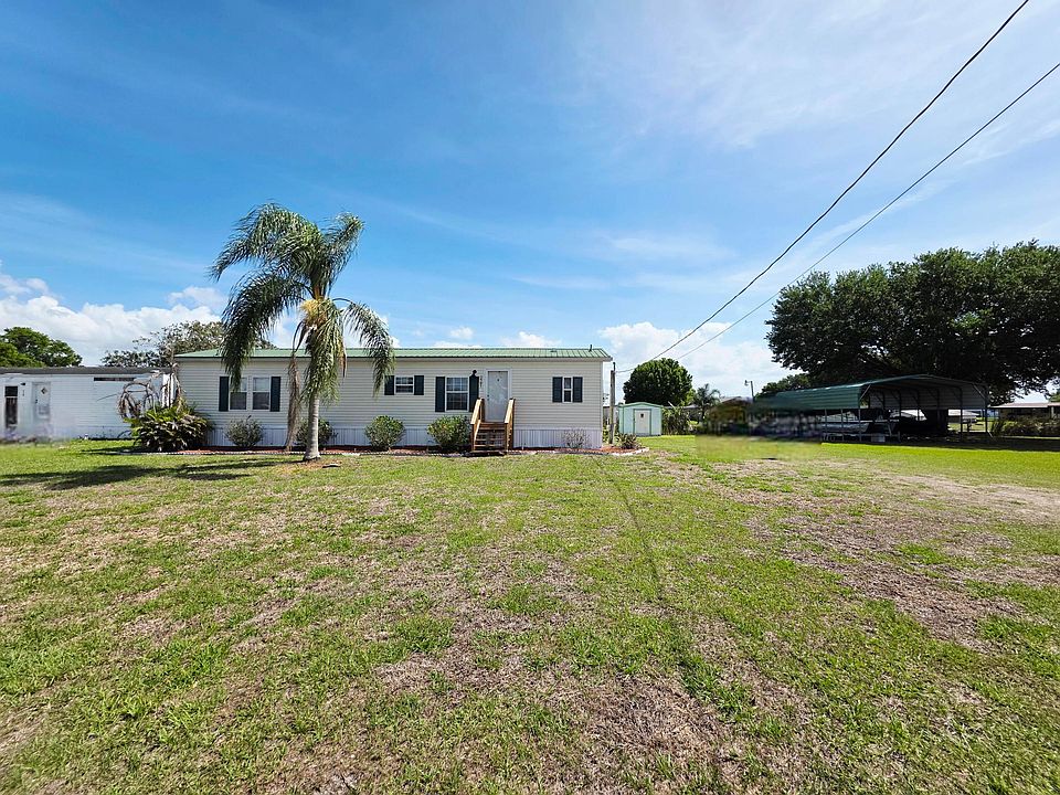 1st image of 1501 W Lake Dr Drive W