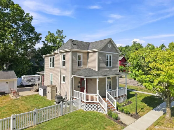 413 1st Ave, Mason, OH 45040