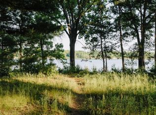 1217 Dykstra Rd, Muskegon, MI 49445