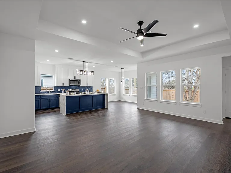 7430 Avenue E — Photo 15