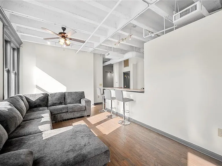 32 Peachtree St NW #508 — Photo 9